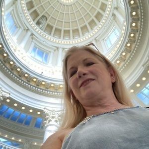 Meet your Posher, Dianne